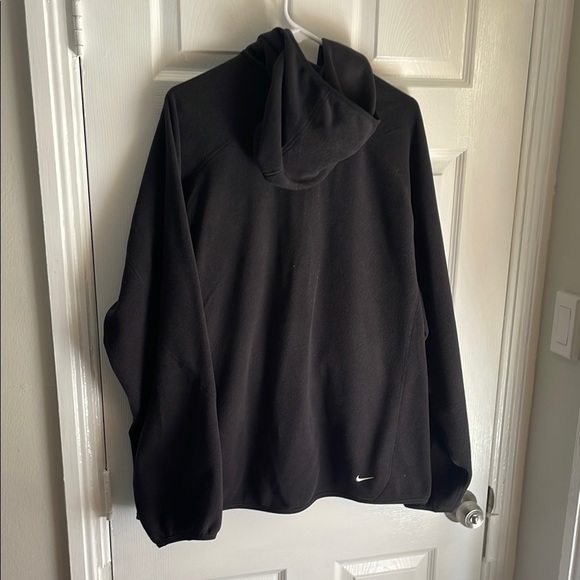 Nike ACG Black Hooded Jacket - Picture 3 of 3